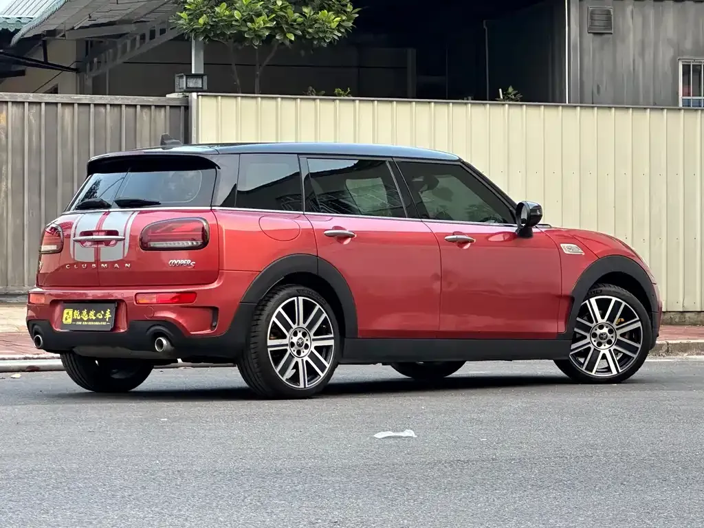 MINI Clubman — фото 9