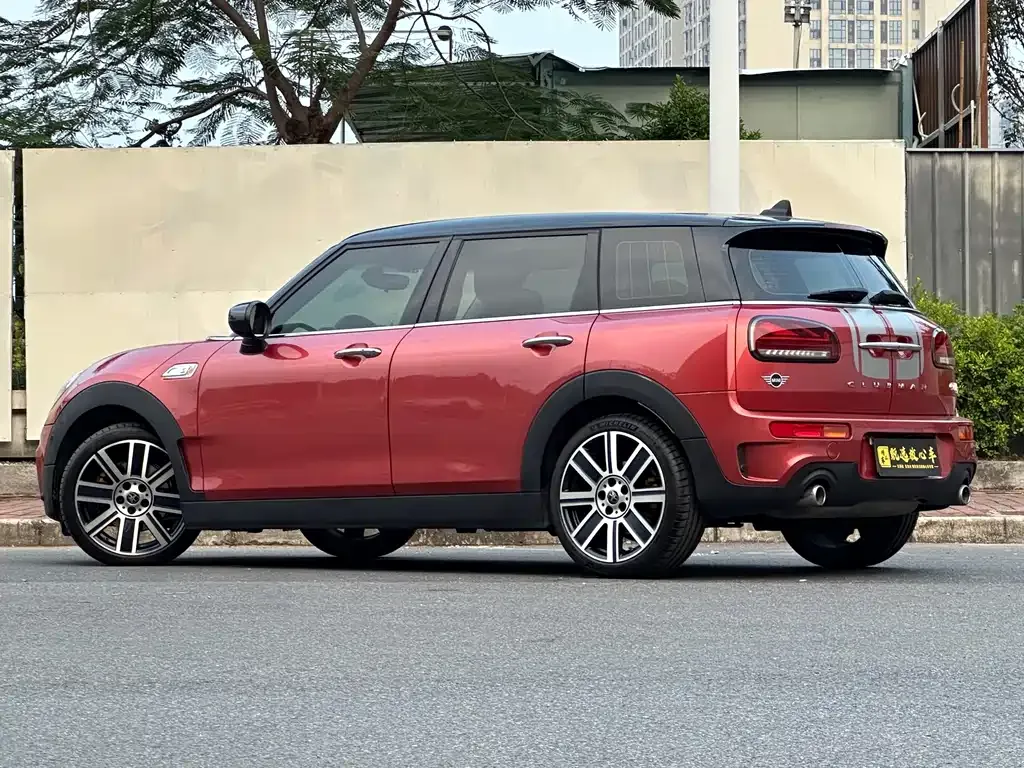 MINI Clubman — фото 5