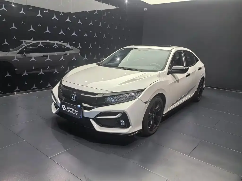 Honda Civic — фото 1