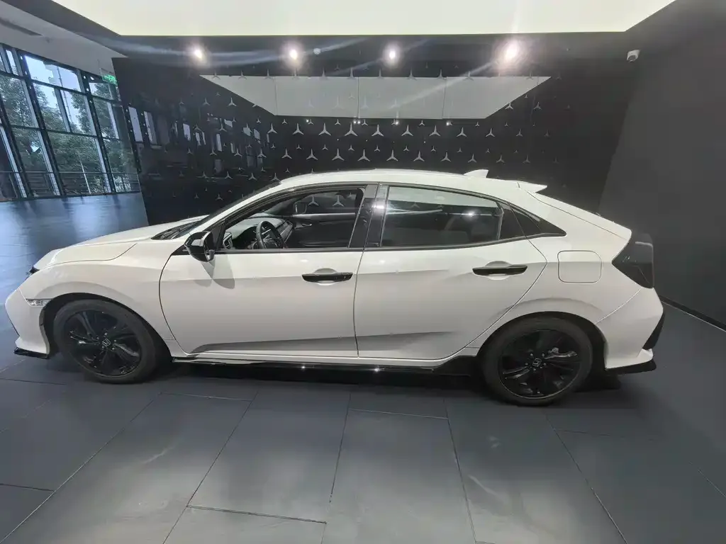 Honda Civic — фото 4