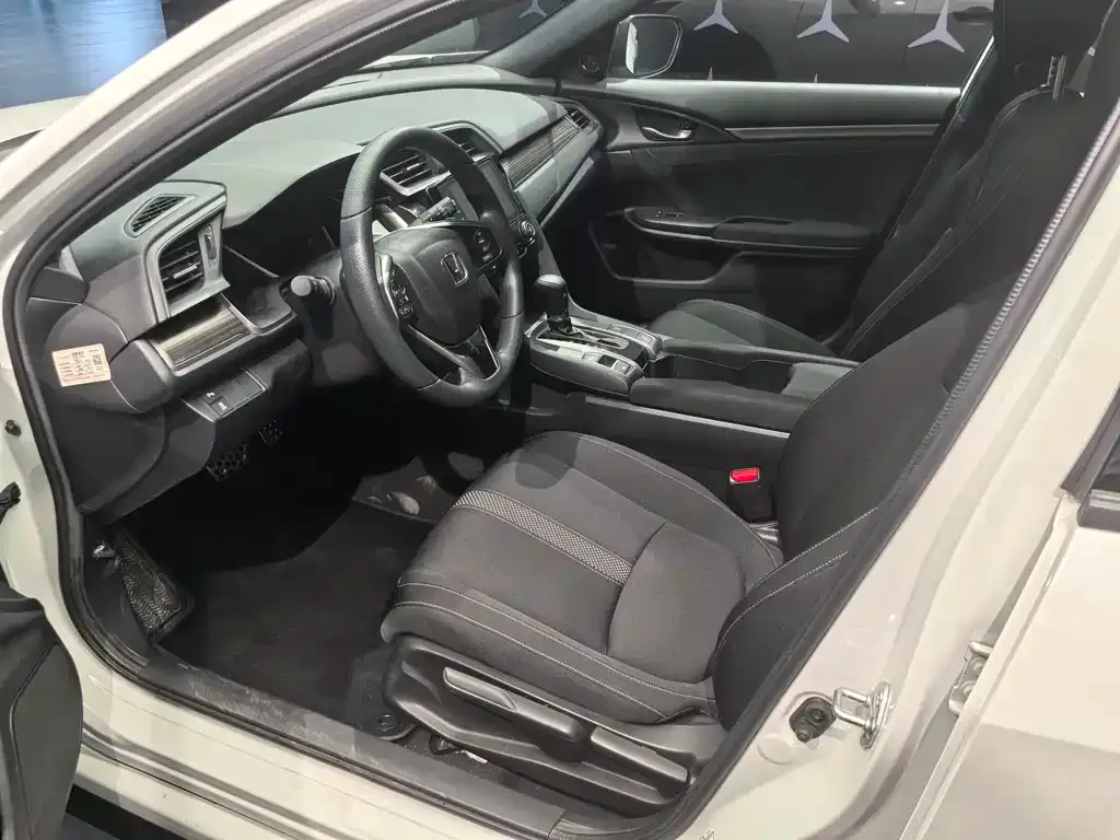 Honda Civic — фото 6