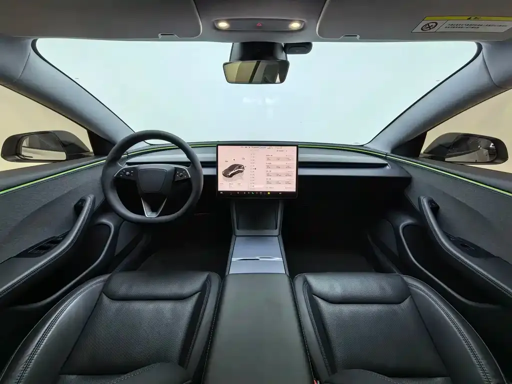 Tesla Model 3 — фото 10