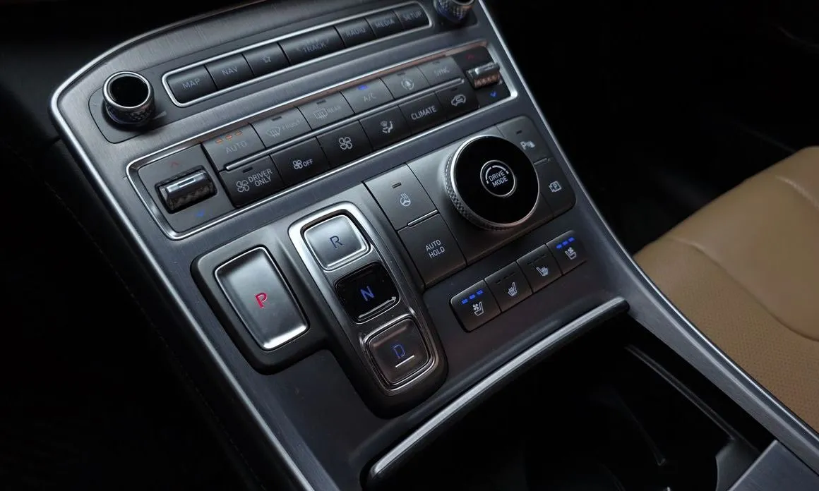Hyundai Santafe — фото 9