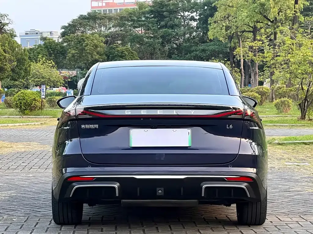 Geely Galaxy L6 — фото 2