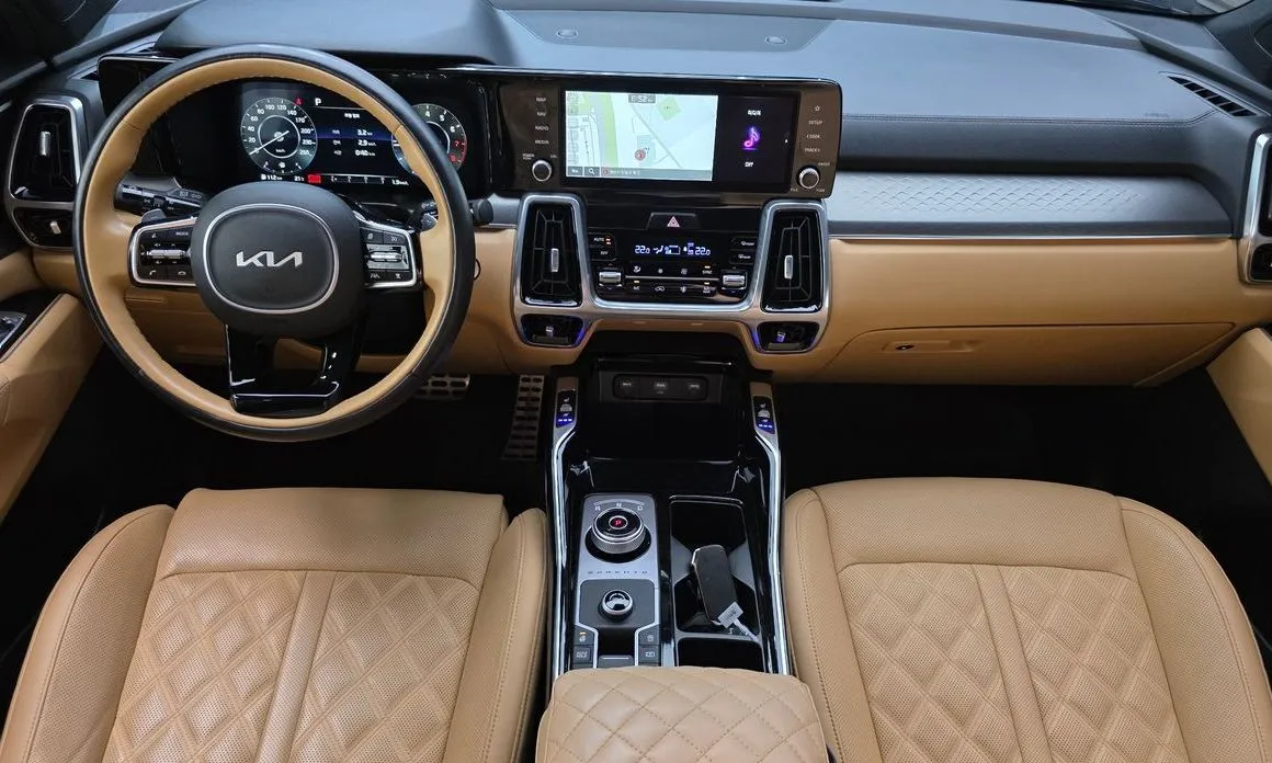 Kia Sorento — фото 10