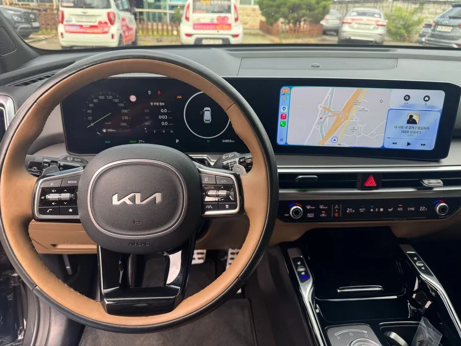Kia Sorento — фото 9