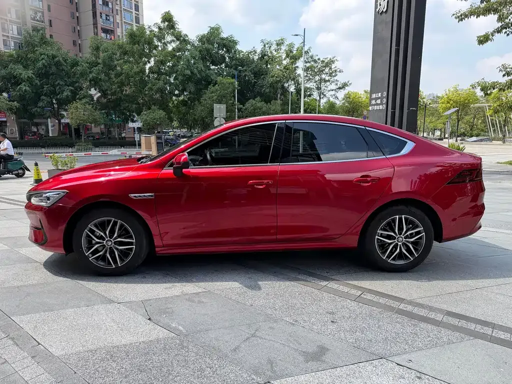 BYD Qin PLUS — фото 3