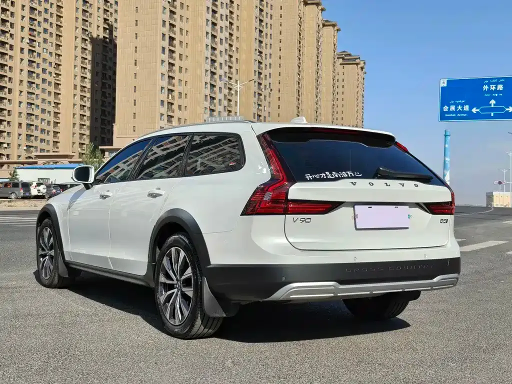 Volvo V90 — фото 4