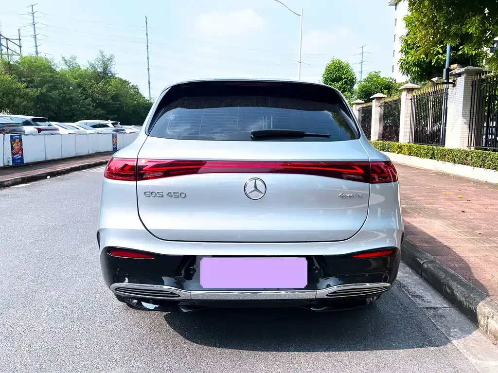 Mercedes-Benz EQS SUV — фото 10