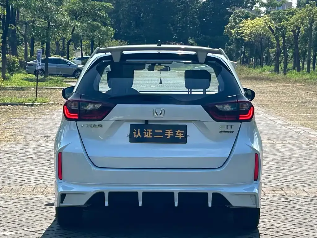 Honda Fit — фото 6