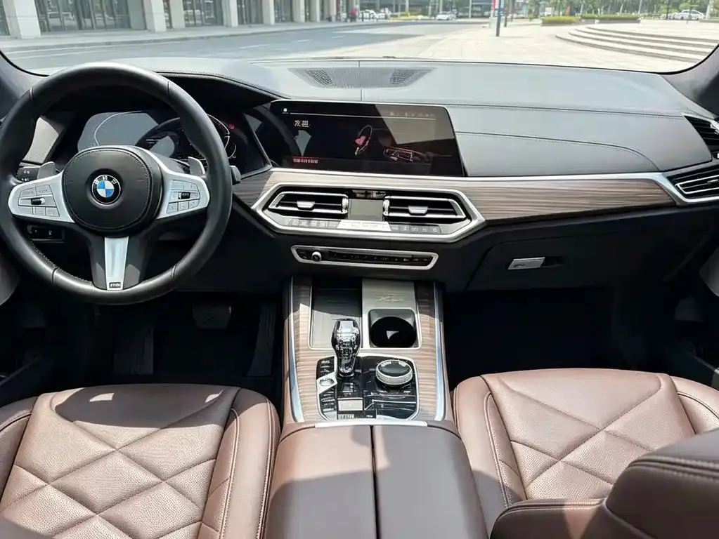 BMW X5 — фото 6