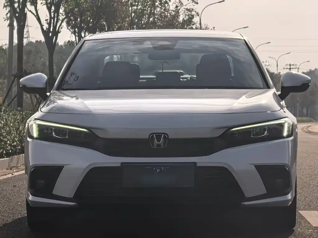Honda Civic — фото 7