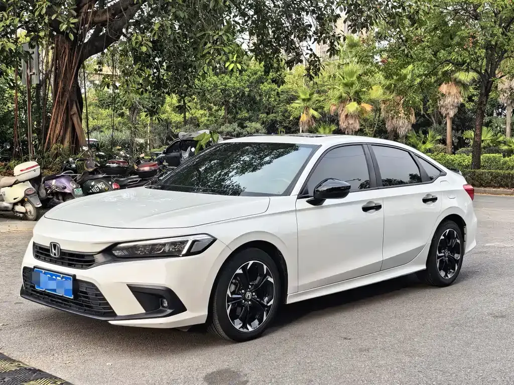 Honda Civic — фото 1