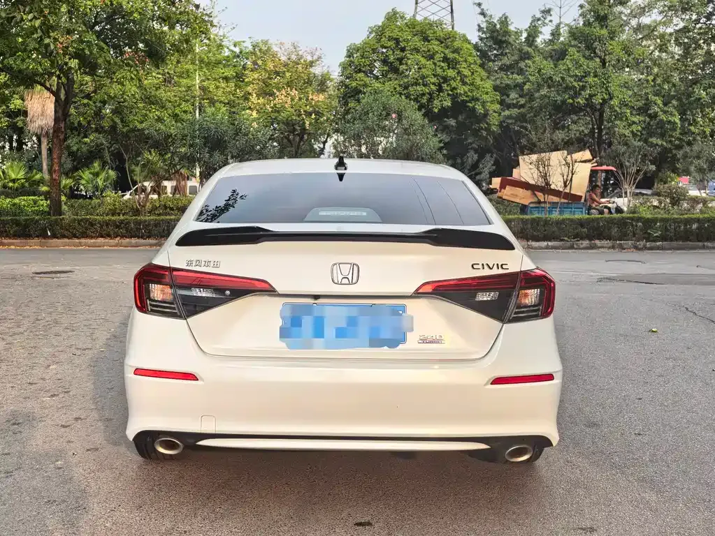 Honda Civic — фото 8