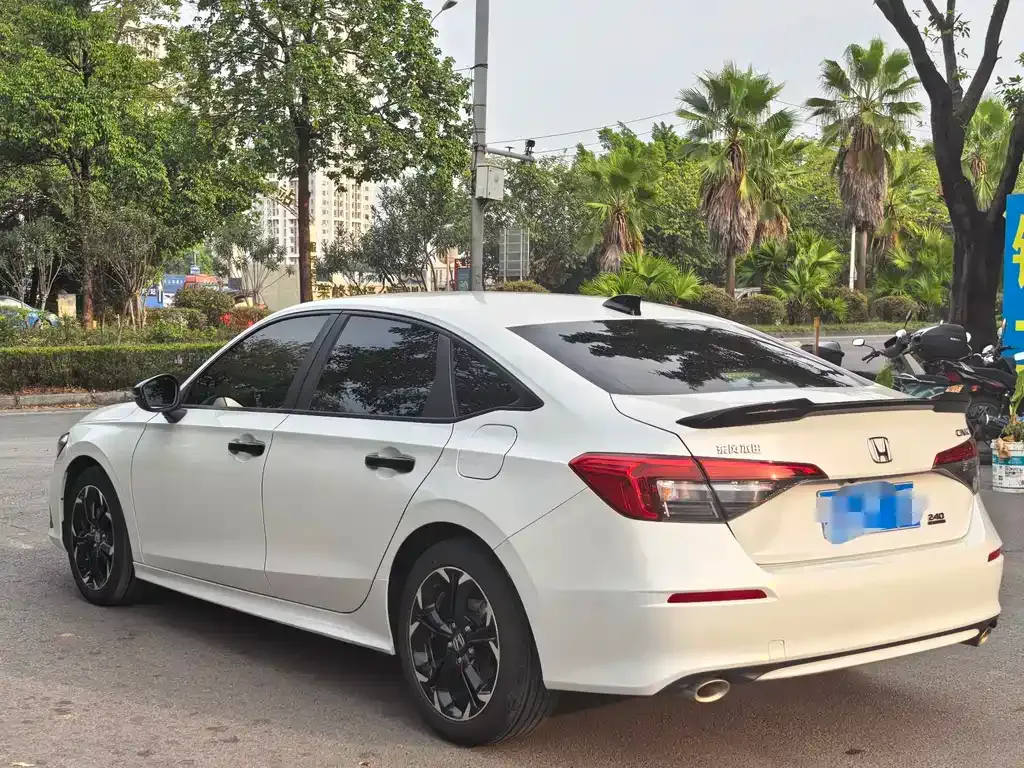 Honda Civic — фото 5