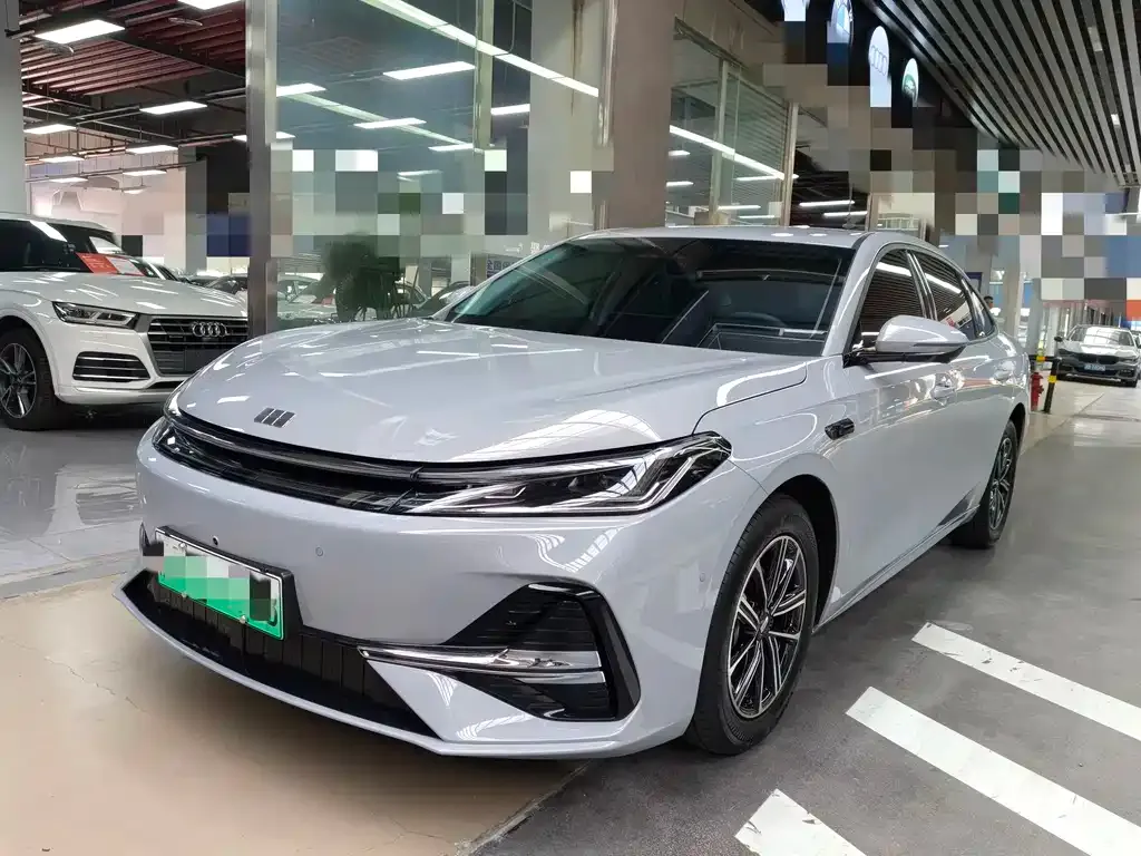 Geely Galaxy A7 EM — фото 1