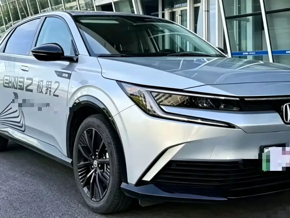 Honda e:NP2 — фото 3