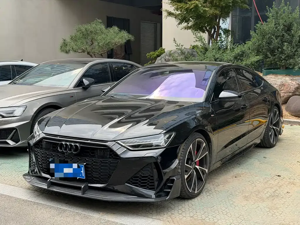 Audi A7 — фото 1