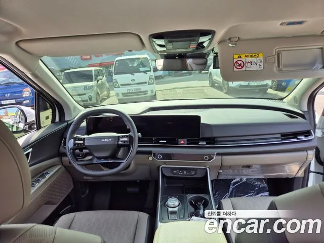 Kia Carnival — фото 2