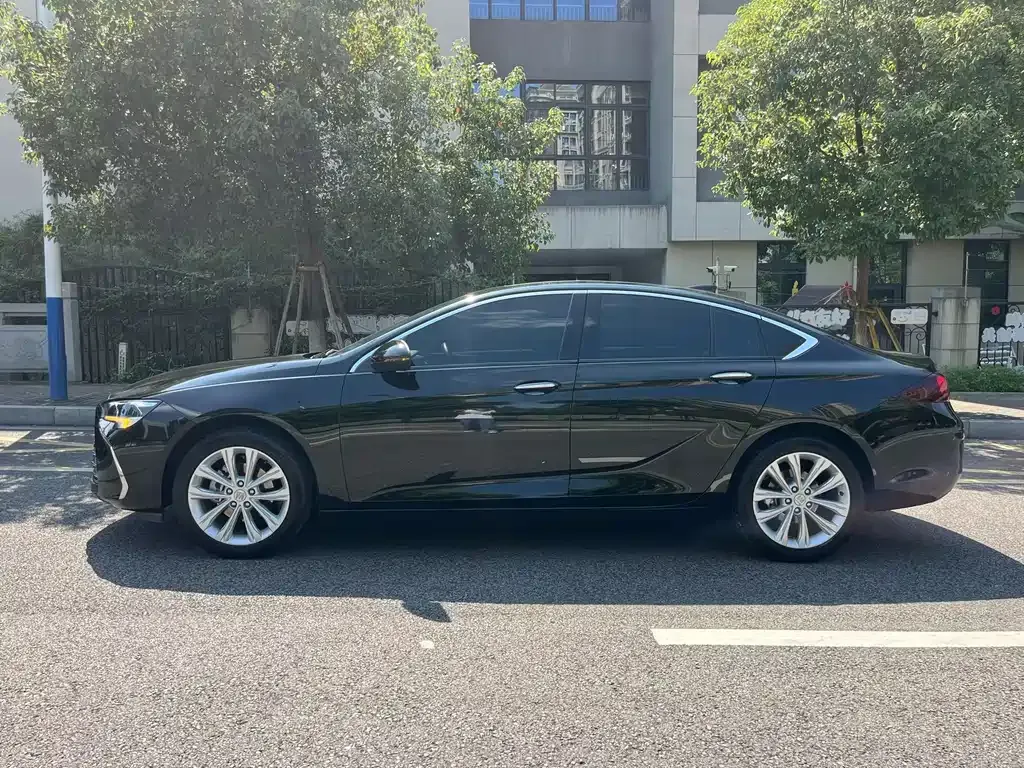 Buick Regal — фото 4