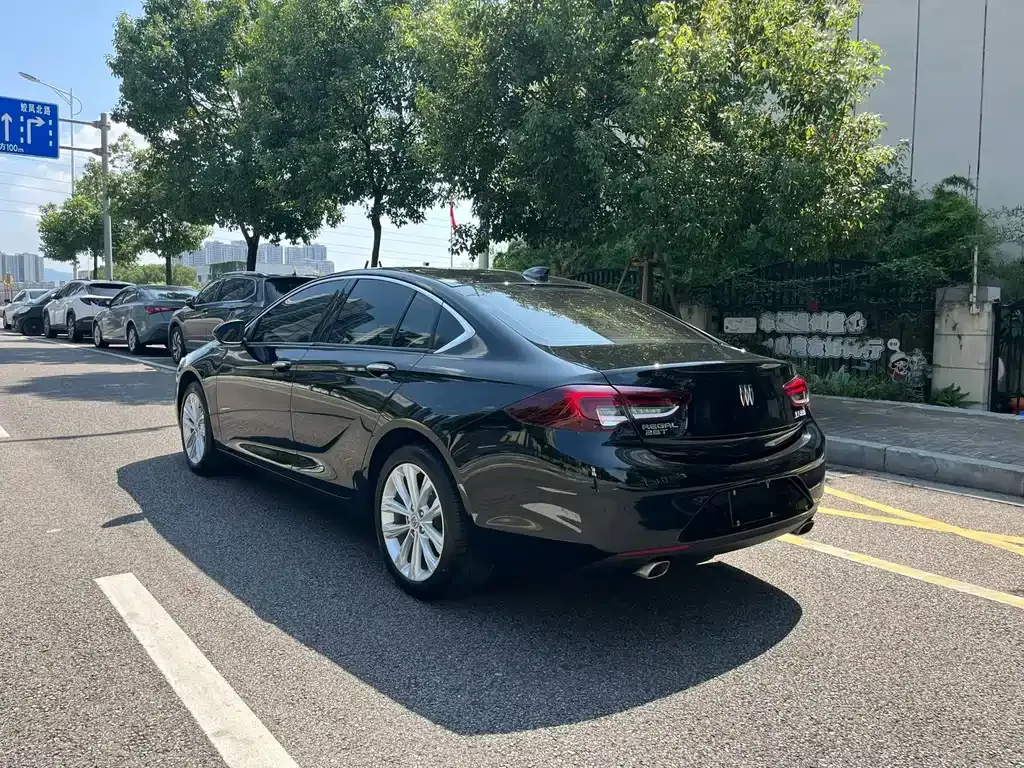 Buick Regal — фото 8