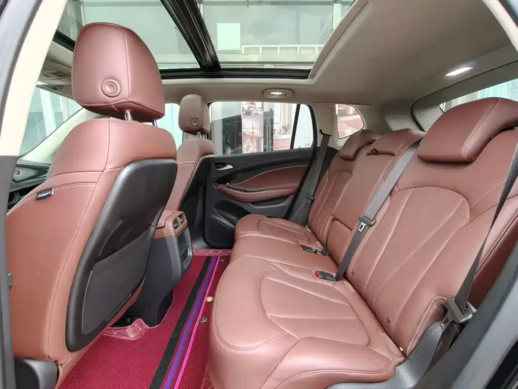 Buick Envision Plus — фото 9