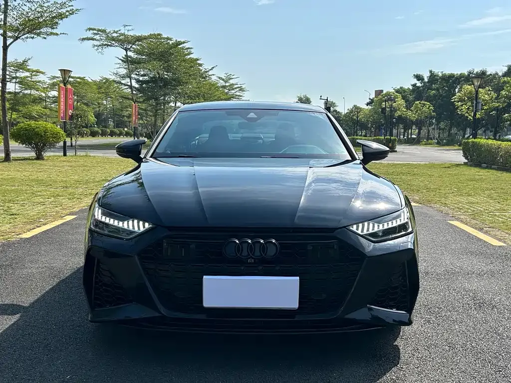 Audi A7L — фото 2