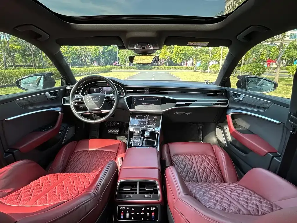 Audi A7L — фото 10