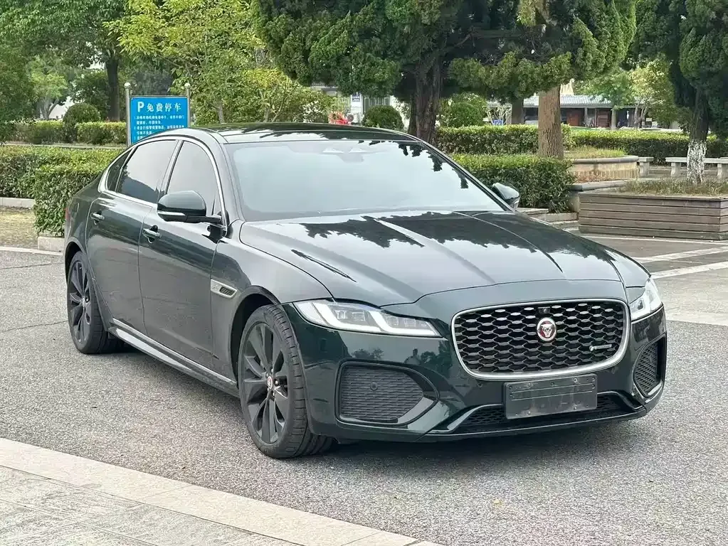 Jaguar XFL — фото 4
