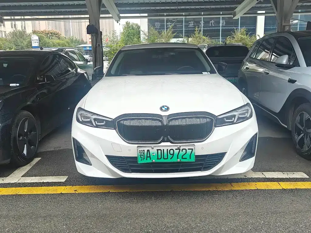 BMW i3 — фото 1