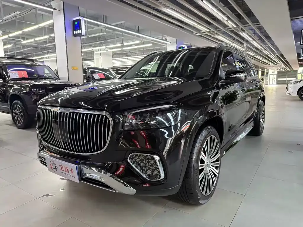 Mercedes-Benz GLS — фото 1