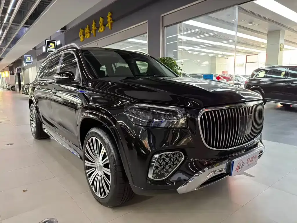 Mercedes-Benz GLS — фото 4