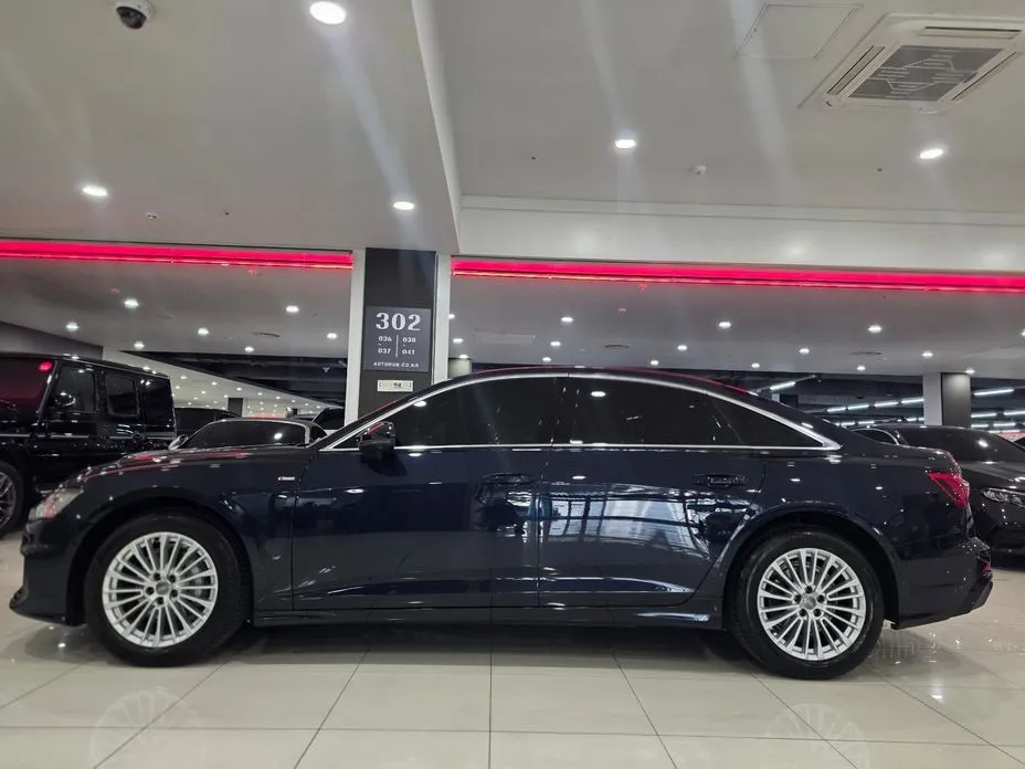 Audi A6 — фото 7