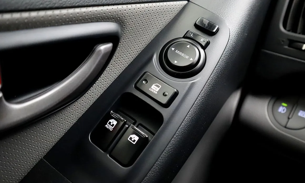 Hyundai Starex — фото 10