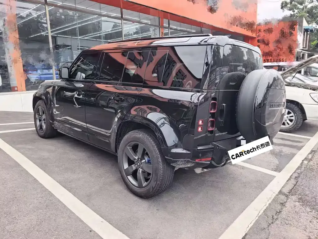 Land Rover Defender — фото 4