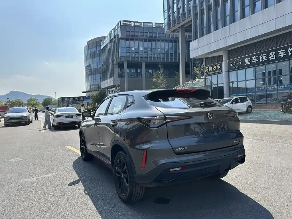Changan X5 PLUS — фото 4