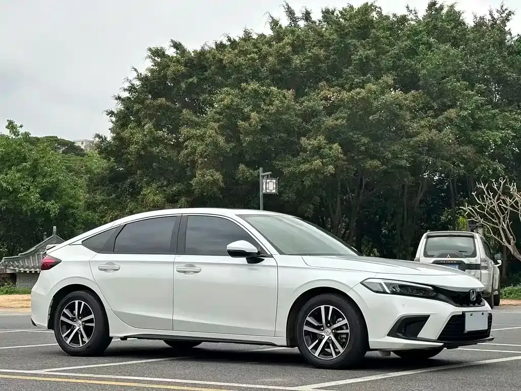 Honda Civic — фото 10