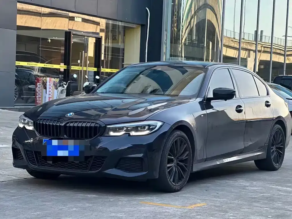 BMW 3 Series — фото 1