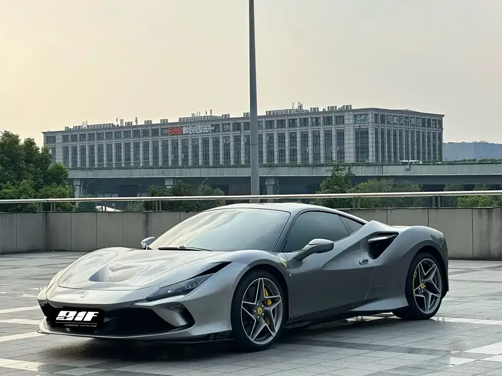Ferrari F8 — фото 1