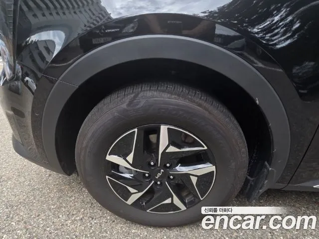 Kia Sorento — фото 10