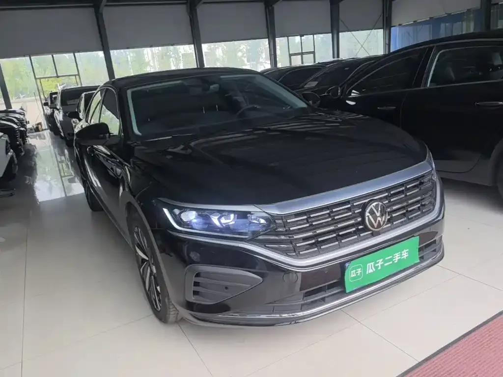Volkswagen Passat — фото 9