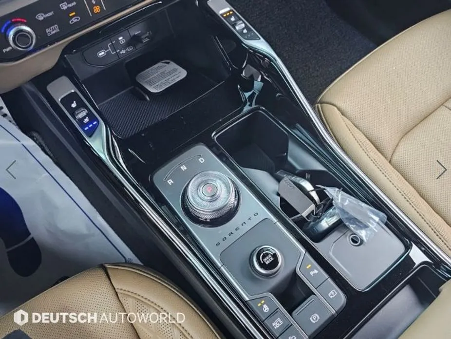 Kia Sorento — фото 9