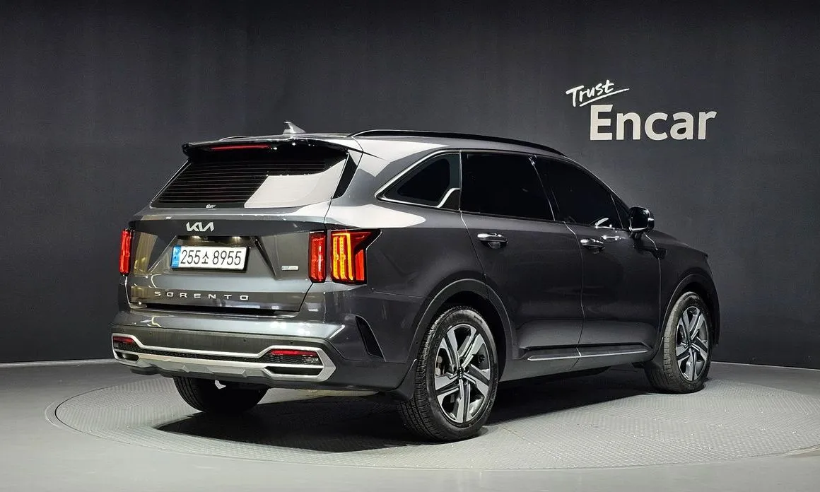 Kia Sorento — фото 9
