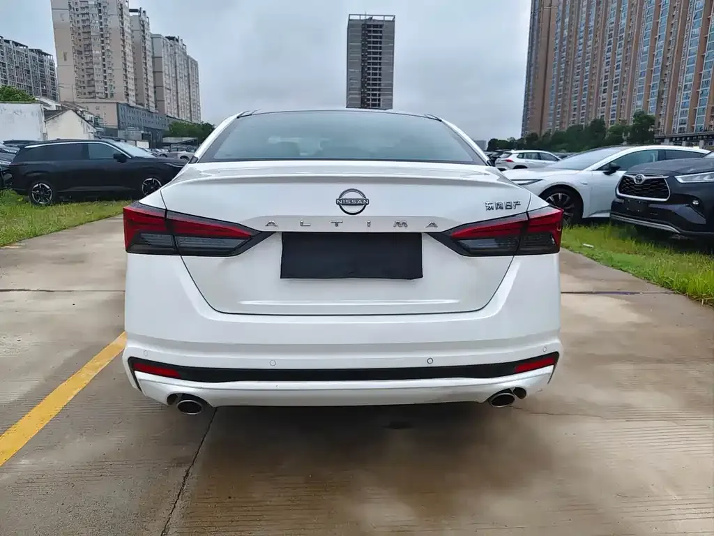Nissan Teana — фото 3