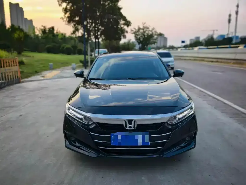 Honda Accord — фото 3