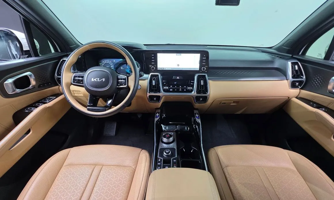 Kia Sorento — фото 10
