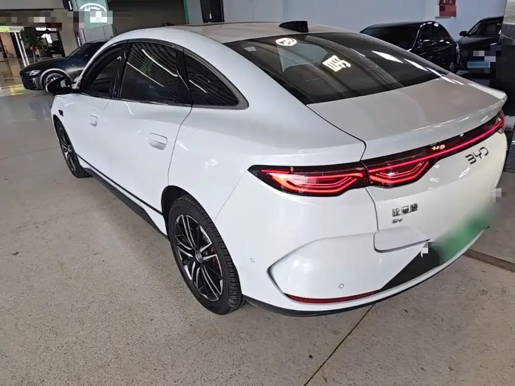 BYD Qin L — фото 3