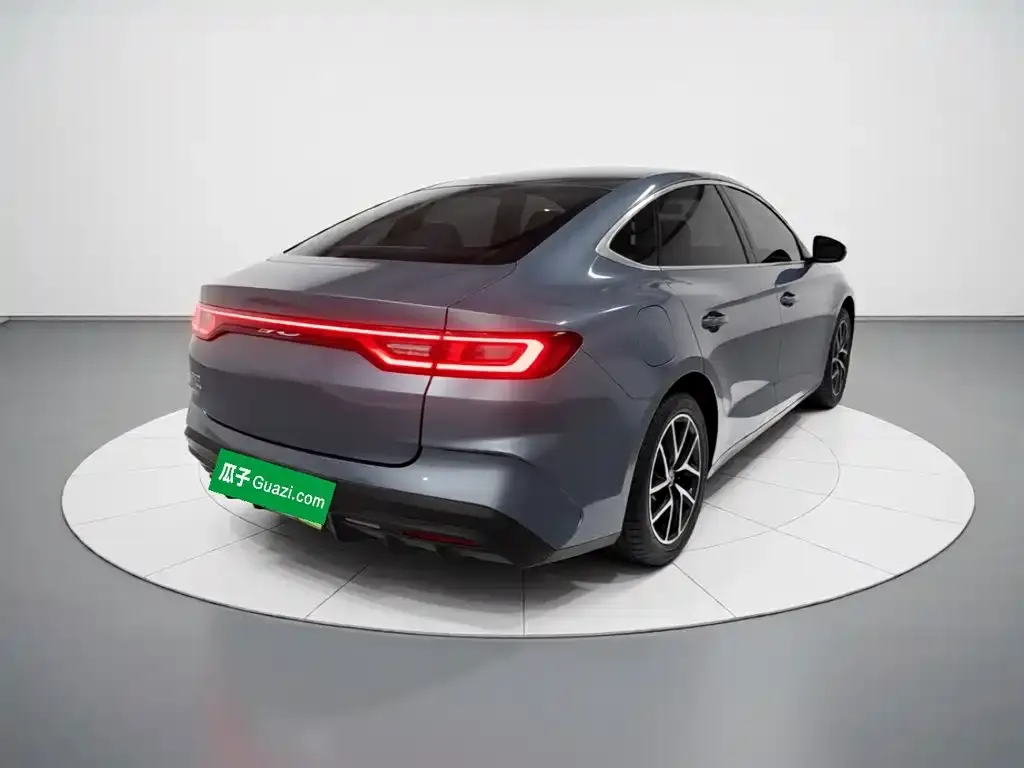 BYD Qin L — фото 7