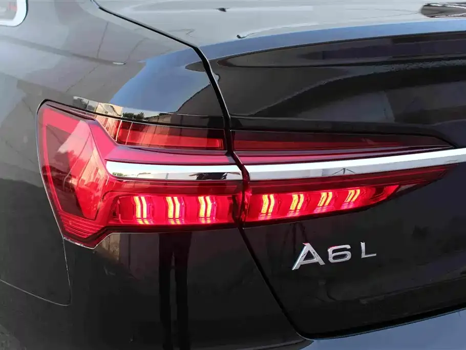 Audi A6L — фото 6