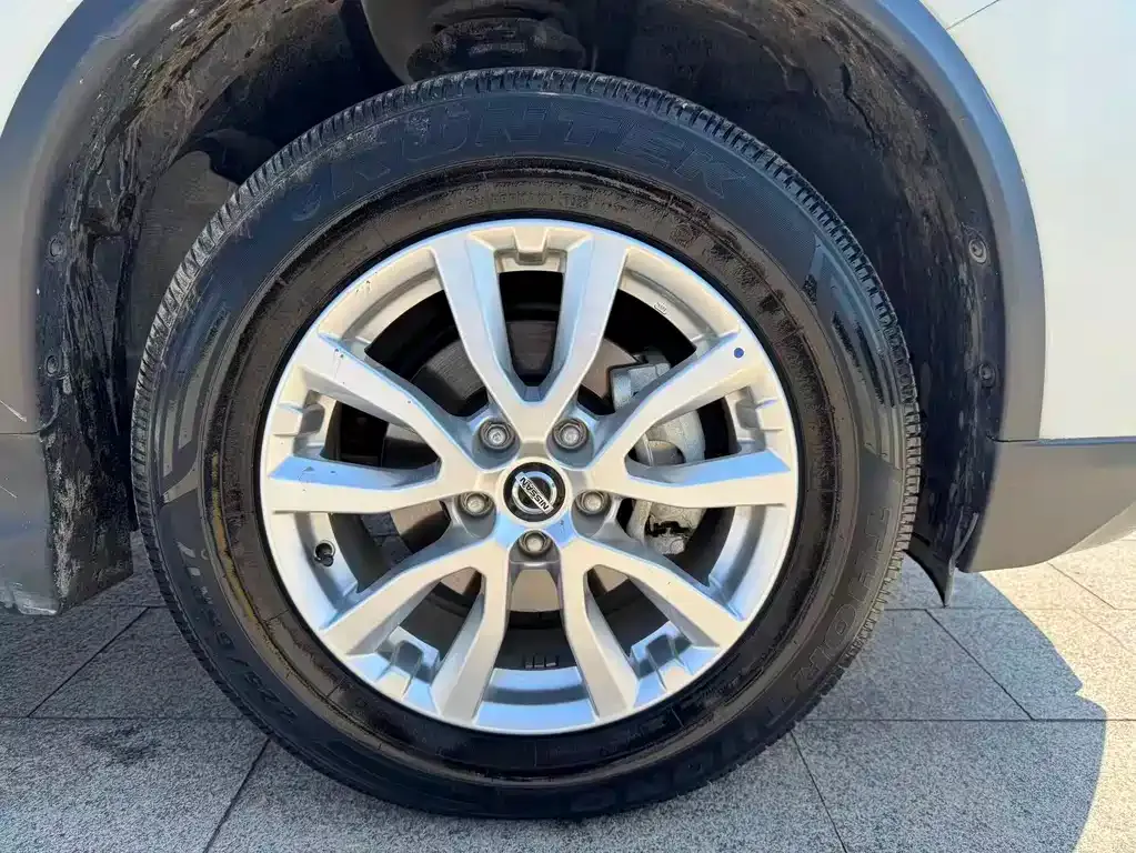Nissan X-Trail — фото 4